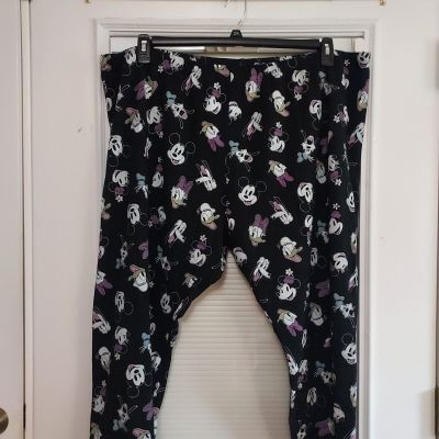 TORRID PLUS SIZE 4X MICKEY,MINNIE,  & FRIENDS LEGGINGS