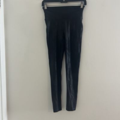 Spanx Women’s Leggings Black Shiny Liquid Faux Leather Slimming Size Small