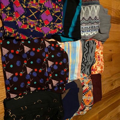 12 pairs of leggings women (mostly LuLaRoe, size range 1x-2x)