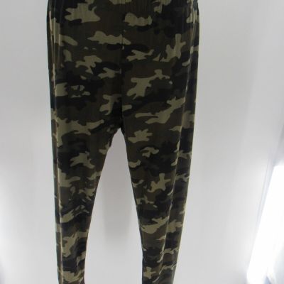 Womens Plus Size Everyday Legging Olive Green Black Army Camo 3X: Brand New!!