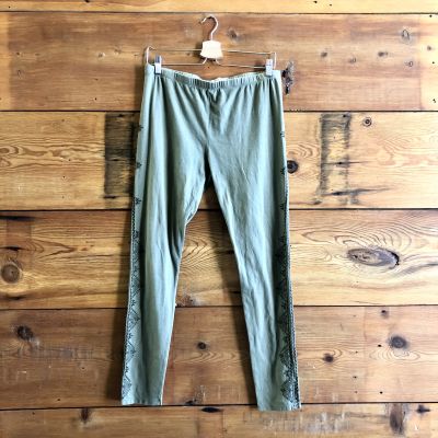 M - JW Los Angeles Johnny Was Green Embroidered Stretch Pants Leggings 0412AP