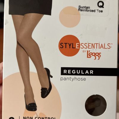 L'eggs Stylessentials Non Control Suntan Panty Reinforced Toe Pantyhose  SzQ