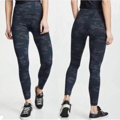 SPANX Seamless Leggings BLACK CAMO High Waisted Women's M Look at Me Now NEW!