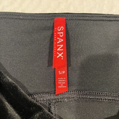 Spanx By Sara Blakely Black Velvet Leggings Sz S/P Excellent Condition