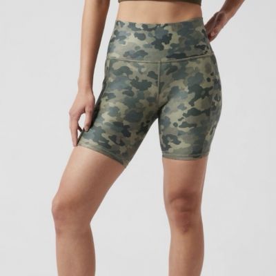 Athleta Shorts Salutation Stash Camo Size Large NWT