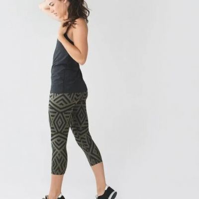 Lululemon Wunder Under Crop II Leggings Full-On Luxtreme Chevron Green Size 2