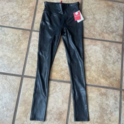 Spanx Women's Leggings faux leather Size SP Black