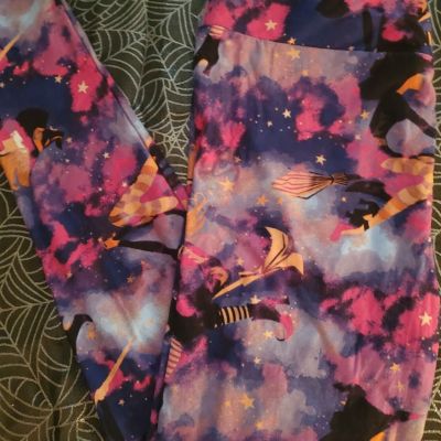 Lularoe Halloween Leggings TC2  Witch Galaxy EUC