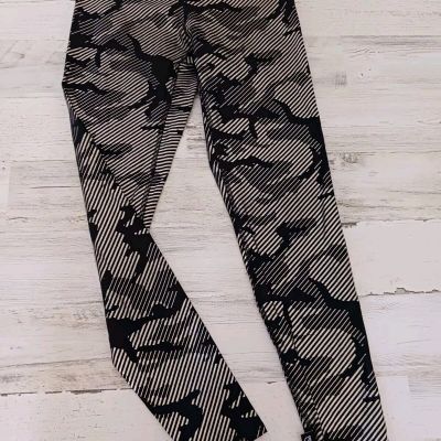 Terez Leggings Small  Black Metallic Silver Camo Camouflage Pants Yoga