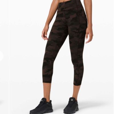 Lululemon Invigorate High-Rise Crop 23