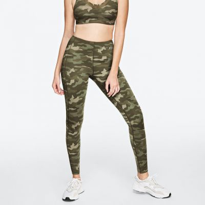 L NWT VICTORIA SECRET PINK Active Earthy Camo Compression V Leggings Pants NEW