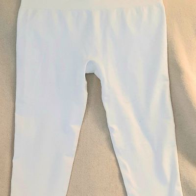 Soma Women's White Capri Slimming Legging Flat Front Sz XXL