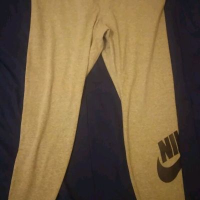 Nike Sportswear Essential Leggings High Waisted Women's Plus Size 18 PREOWNED