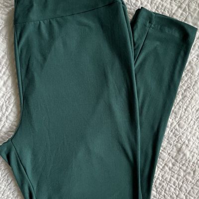 Terra & Sky Plus Size Leggings 0W 14W TC Solid Hunter Green EUC