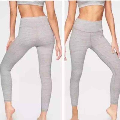 ATHLETA Gray Jacquard Chaturanga 7/8 Ankle Leggings Size Small