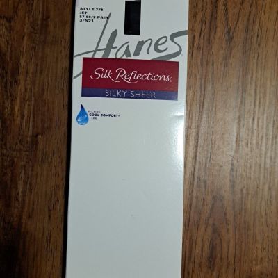 Hanes Silk Reflections Silky Sheer  #775 JET Knee Highs 2 Pair One Size