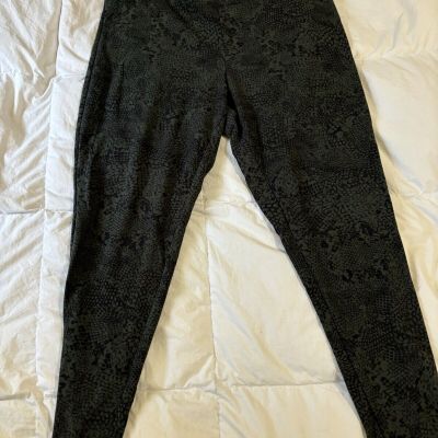 Snake Skin Pattern Leggings Women’s