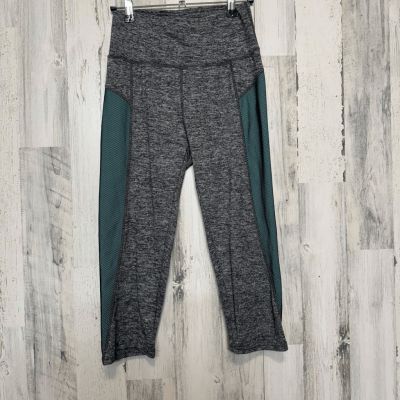 dark gray leggings