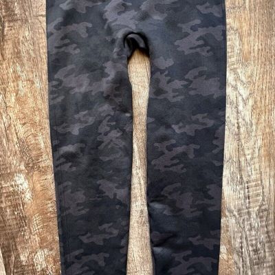 Spanx Seamless Leggings Camo Large