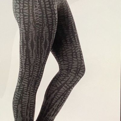 Spanx Seamless Look at Me Now Geometric Print Cropped Leggings Size L.