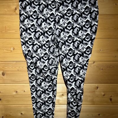 Women’s Leggings 26/28 Cotton Spandex Leisure Exercise Walking Zumba Geometric