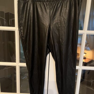 Torrid faux leather leggings  size 4