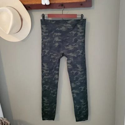 Spanx Camo Seamless Leggings Size 1X