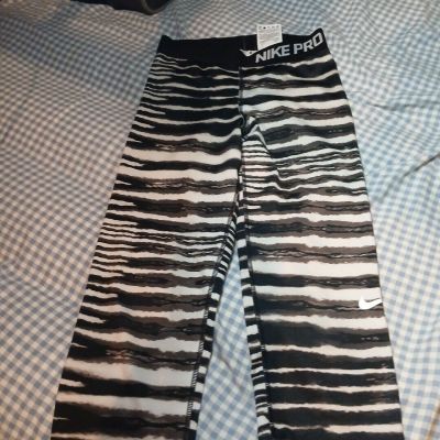 Nike Pro Womens Capri Legging Elastic Waist Zebra Print Black White Size X-Small