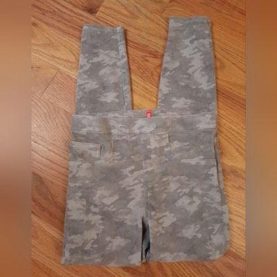 SPANX Camo Leggings S/P