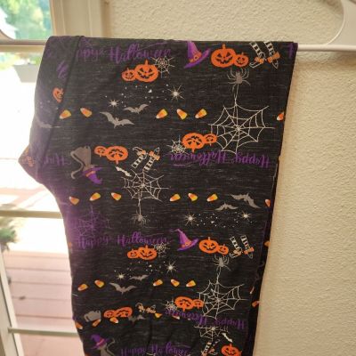 No Boundaries Juniors Plus Size 2x (19) Halloween print Leggings So soft and...