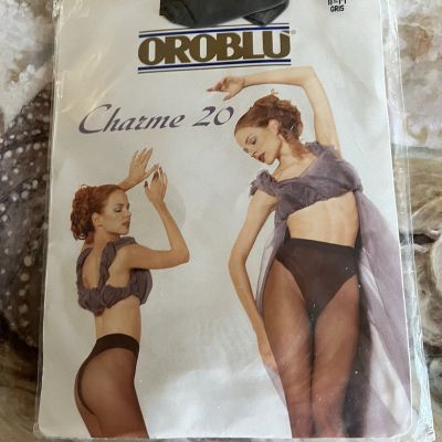 OROBLU SIZE M SHEER TIGHTS NEUTRAL COLOR MADE IN ITALY 20 DEN