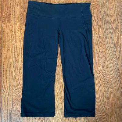 Lululemon Gather & Crow Crop Black size 10