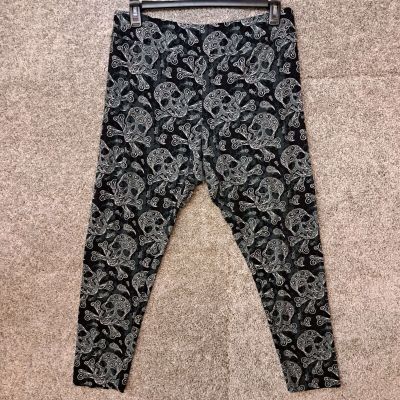 0323 - TIME AND TRU XXL 2XG Size 20 Black Leggings with White Skull Pattern