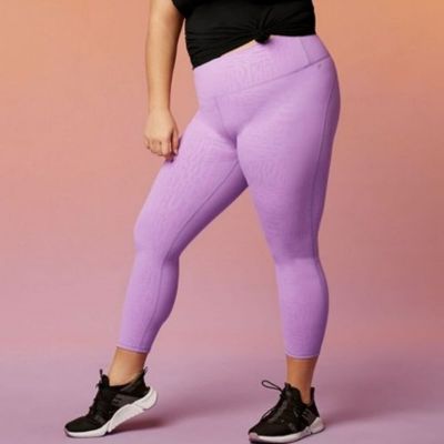 NWT Define PowerHold® High-Waisted 7/8 Legging Size 2X (18-20)