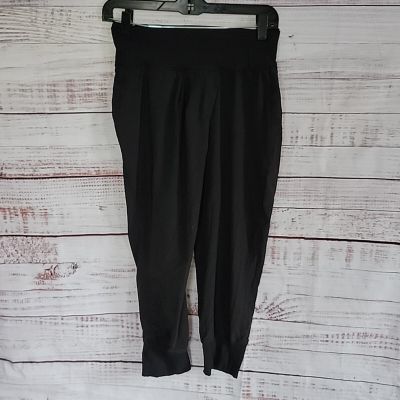 Lululemon Black Retreat Yogi Crop High-Rise Lined Capri Women's Leggings Size 6