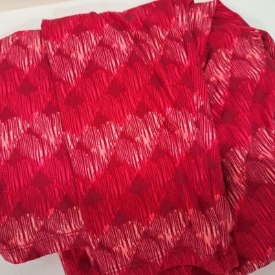 Lularoe Tall & Curvy Leggings Pink & Raspberry Striped Heart Print