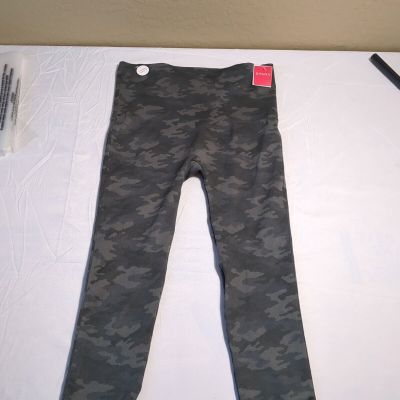 Spanx Cropped Lamn Leggings Sage Camo Size 3X 20099P MSRP $72