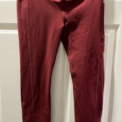 gap maternity leggings small Burgundy. With Hip Pockets