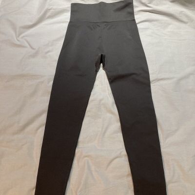 Cuyana Stretch Leggings, Size S/M, NWOT!