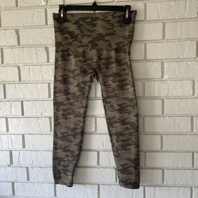 Spanx Seamless Green Camo Leggings Size 1X