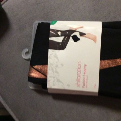 New Xhilaration women's Fashion tights M NWT