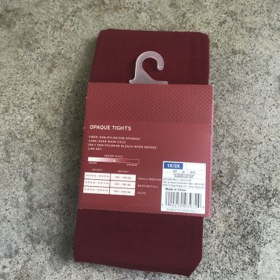 NWT Merona Opaque Tights Size 1X/2X Red Rubensque 5’5”-5’11” 190-245 lbs