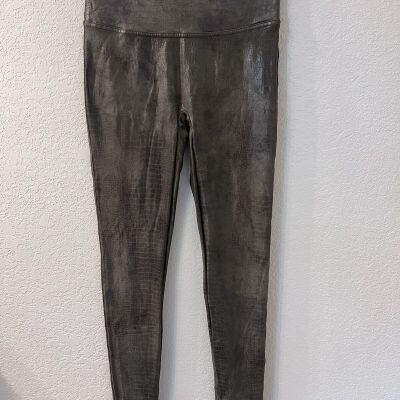 SPANX Faux Leather Croc Embossed Shine Leggings Olive Green Style 20303R Size M