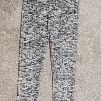 Women's Leggings with Gathered Back Side Bum; Gray/White; Size Large