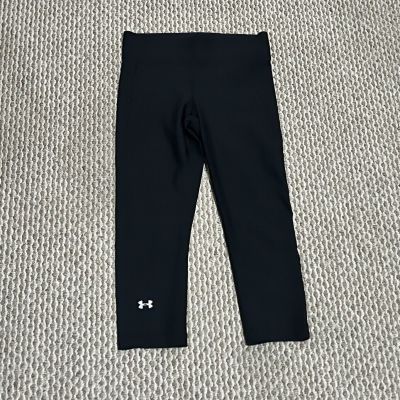 Under Armour Women's heatgear compression leggings Size Small Cropped