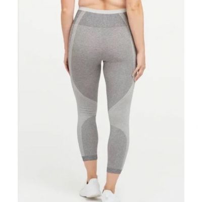 SPANX Women Small Seamless Sculpt Legging Spacedye Cloudy Gray Large