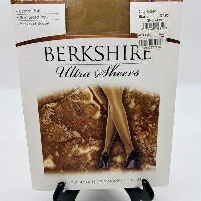 Berkshire Ultra Sheers Control Top Reinforced Toe Pantyhose 4419 City Beige Sz 3