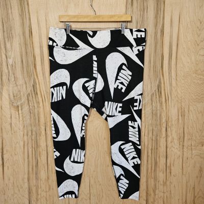 Nike Womens Size 2X Black and White All Over Logo Print Stretch Leggings NWT