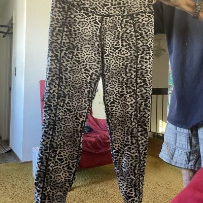 Snazzy Leggings Size Large Good Condition No Tag