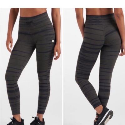 VUORI The Performance Daily Legging Dark Oregano Women's BreatheInterlock Sz L